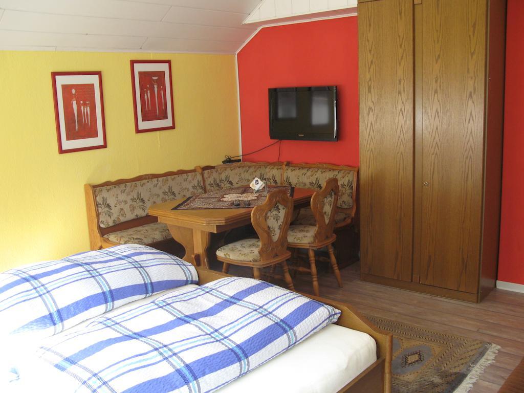 Pension & Apartments Linkemuehle Niederfell Phòng bức ảnh